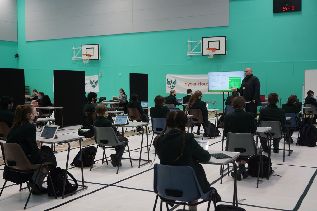 StAlsGlasgow's tweet photo. It has been great to see our S1- S3 pupils back at the College this morning. We can't wait to welcome them back full time after the Easter break!
#StAlsSenior https://t.co/Z2J93ru7Mc