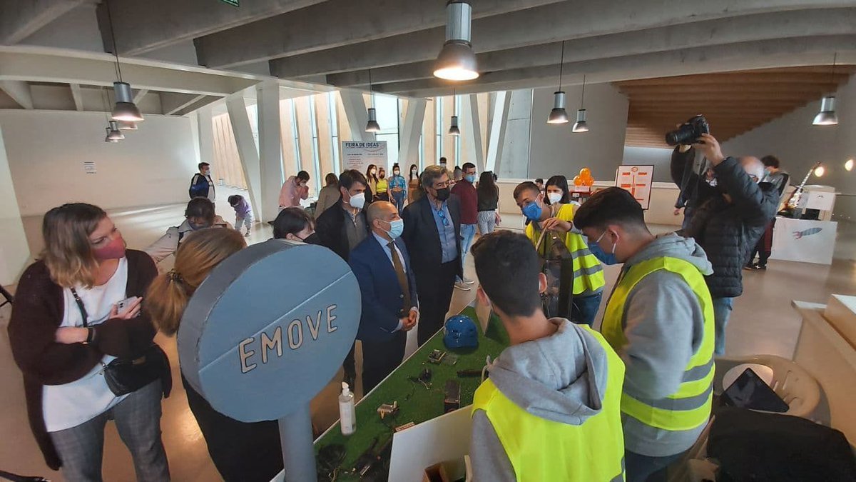 corunaemprego's tweet photo. 🙌 Co #ProgramaInicia foméntase a actividade empresarial e capacidades como
👉Creatividade
👉Traballo en equipo
👉Análise de mercado
👉Competencia
👉Aportar valor engadido para a sociedade.
#FeiraDeIdeas #XornadaInicia https://t.co/bUYX6IJboV