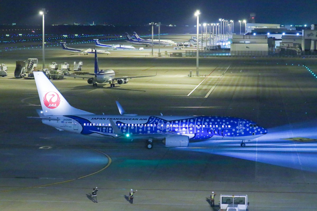 中部国際空港セントレア こんばんは セントレアスカイデッキなう 夕方セントレアに到着した日本トランスオーシャン航空 Jta Official Jp の青ジンベエが折り返し沖縄那覇空港へ出発です 上空で見る星空は綺麗でしょうね 中部国際空港セントレア こんばんは セントレアスカイデッキなう 夕方セントレアに到着した日本トランスオーシャン航空 Jta Official Jp の青ジンベエが折り返し沖縄那覇空港へ出発です 上空で見る星空は綺麗でしょうね