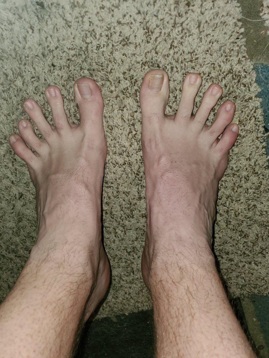 GiantNerdyFeet's tweet photo. Wake and bake. https://t.co/Vhn2LOgTUT