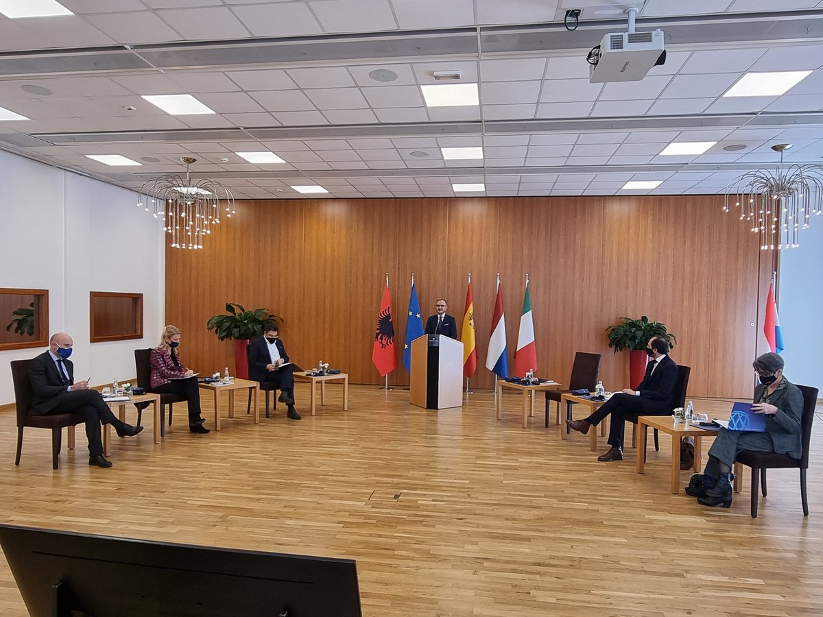fiap_es's tweet photo. #FIIAPPNews

Albania🇦🇱 and the EU🇪🇺 are working together to fight against organized crime though financial investigation 

We are glad to manage this #cooperation project with Albanese, Spanish, Italian and Dutch institutions @EUinAlbania #TeamEurope

https://t.co/tKxto1EzIX https://t.co/SAn3k1UaWQ