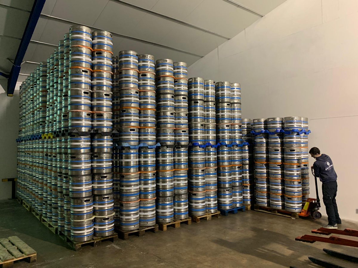 SalcombeBrewery's tweet photo. Hopefully we are on track for pubs to reopen soon and in preparation we've been taking delivery of our new branded kegs ready to fill them up with Salcombe Ale and deliver to pubs across the country. #pubsmatter #pubsofengland https://t.co/53hnrqG7Zf