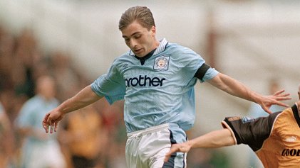 PLHeroes's tweet photo. Did you know that former #ManCity &amp; #DerbyCounty legend Georgi Kinkladze now produces wine?

Find out what else he is up to in retirement on his @PLHeroes profile page https://t.co/SqrWx1k6Fy

#EPL #Derby #MCFC #DCFC #City #Manchester https://t.co/pNeulzxLp2