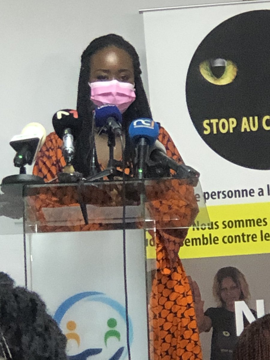 LindaLaurel4's tweet photo. Madame @nenef, Directrice Régionale de @EngenderHealth WCA s’est exprimée sur la nécessité d’arrêter les débats sur #droitsdelafemme pour enfin passer à l’action.
#conferencedepresse
#JIF2021
#passonsalaction
#appelalaction
#stopauchatnoir https://t.co/qnAo88MTyi