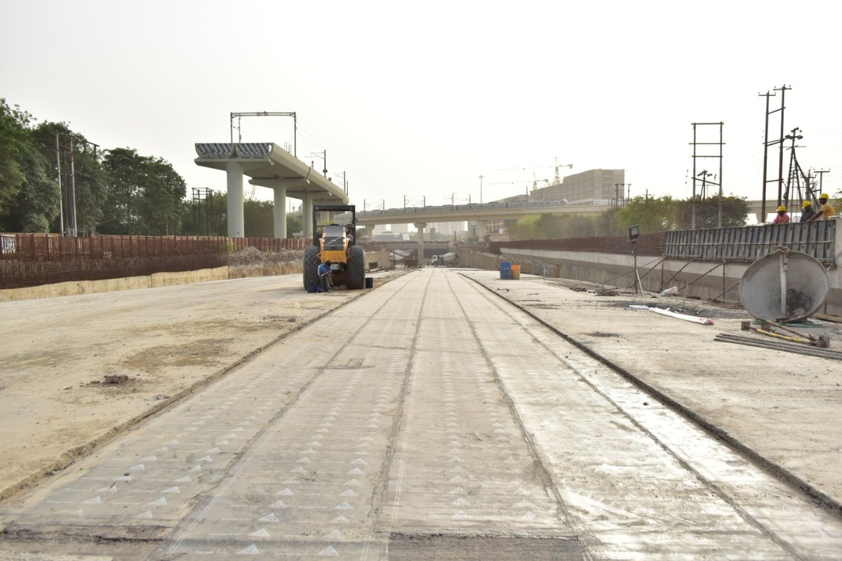 CeoNoida's tweet photo. 88% of work has been completed for the 780m long underpass at Sector-51, 52, 71&amp; 72 junction-6. This underpass is going to ease up the traffic flow at MP-3 road &amp; commuters will reach their destinations smoothly. This underpass will be operational from June 2021.
#TransformNoida https://t.co/f5V1pFAvvY