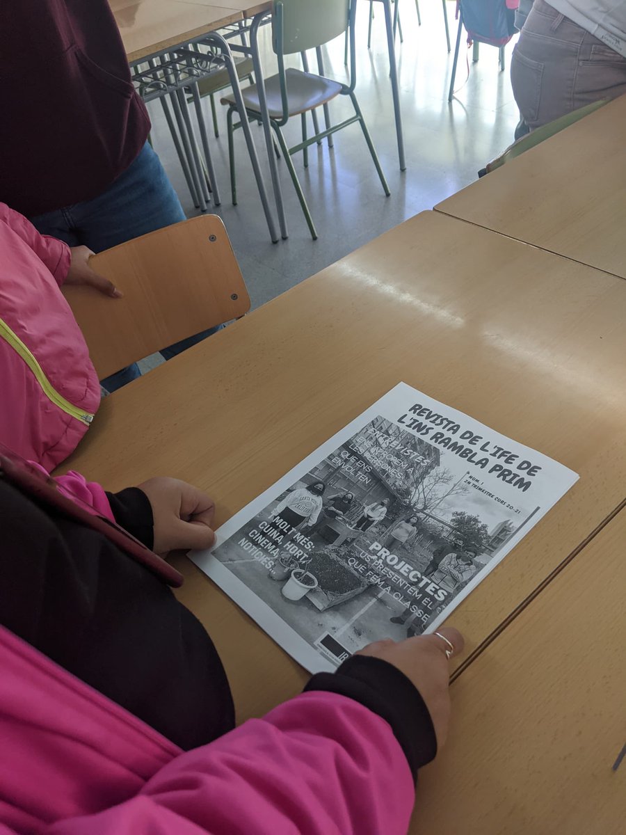PrimRambla's tweet photo. Aquest setmana  a reprografia hem imprès les primeres còpies de la revista de l'IFE feta pels alumnes de primer ⁦@consorciedubcn⁩ ⁦@educaciocat⁩ ⁦@ciclesbcn⁩ #ife https://t.co/750bfUoOyF