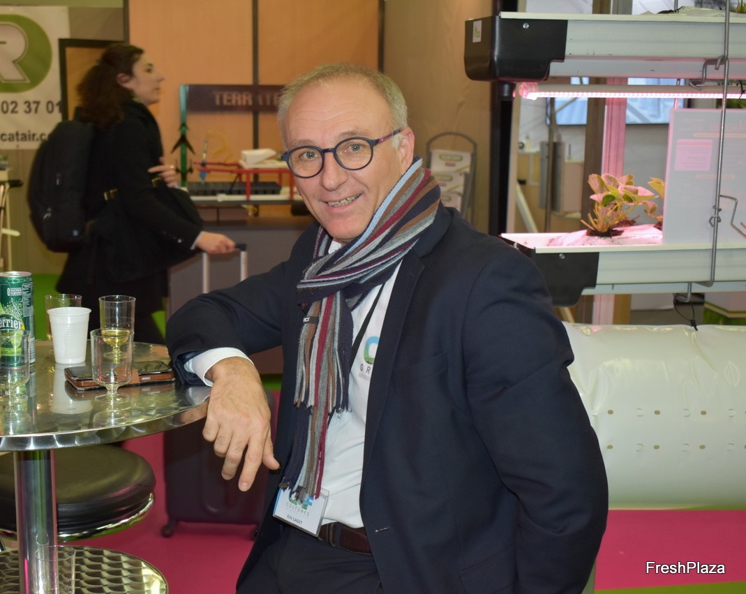 Renaud JOSSE, Président du Groupe CMF, ainsi que tous les collaborateurs du groupe, ont l’immense tristesse d’annoncer le brusque et tragique décès d’Éric Laget, Directeur commercial. Tous les salariés de l’entreprise s’associent à la douleur de sa famille dans ce moment pénible.