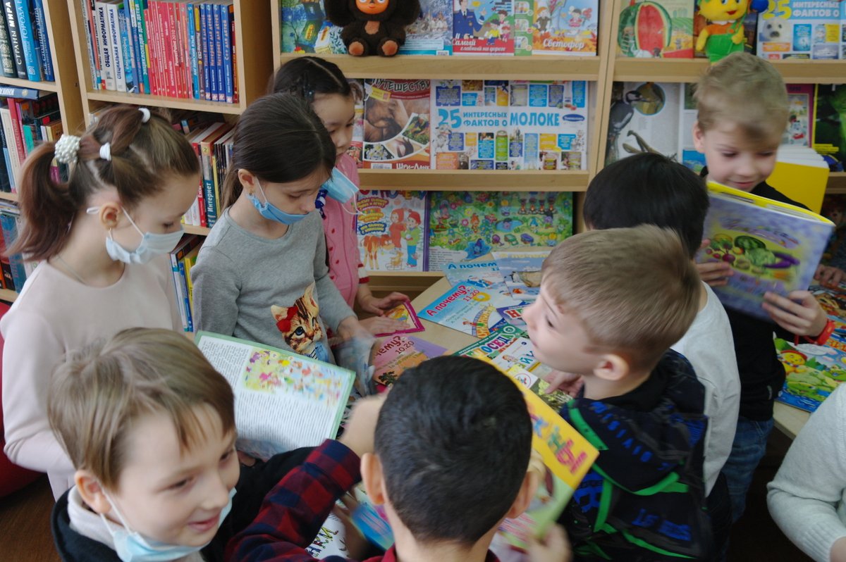 В рамках #ВсероссийскаяНеделяДетскойКниги в #АстраханскаяОДБ состоялся #ДеньПериодики, основная цель которого – приобщение детей и подростков к чтению периодических изданий  aodbiblioteka.ru/news/2308/