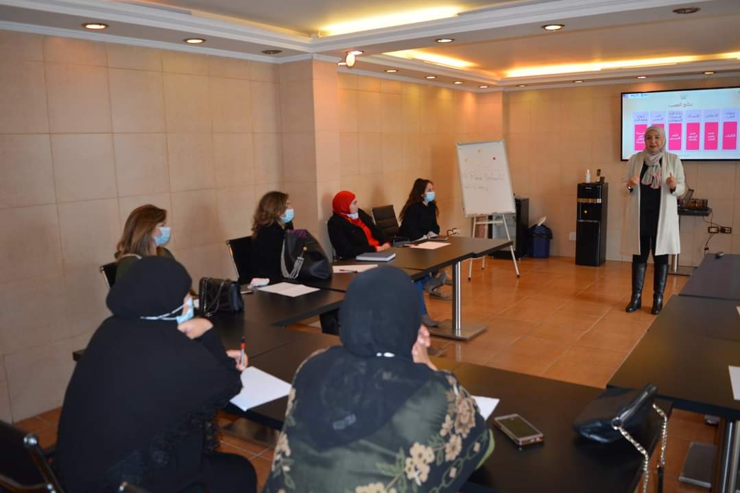 masirlb's tweet photo. عقدت جمعية "المبادرة الفردية لحقوق الإنسان" الجلسة الثانية لتدريب السيدات في الجنوب،  الخاصة بمشروع #أرجوك_افهمني بدعم من منح رواد ميبي وIREX.
ولقد اعطت المدربة رانيا شحادة السيدات تدريب حول موضوع إدارة الغضب و حل النزاعات.
#مصير #جنسيتي_كرامتي #حقوق_المرأة https://t.co/FT2rr9s7U1