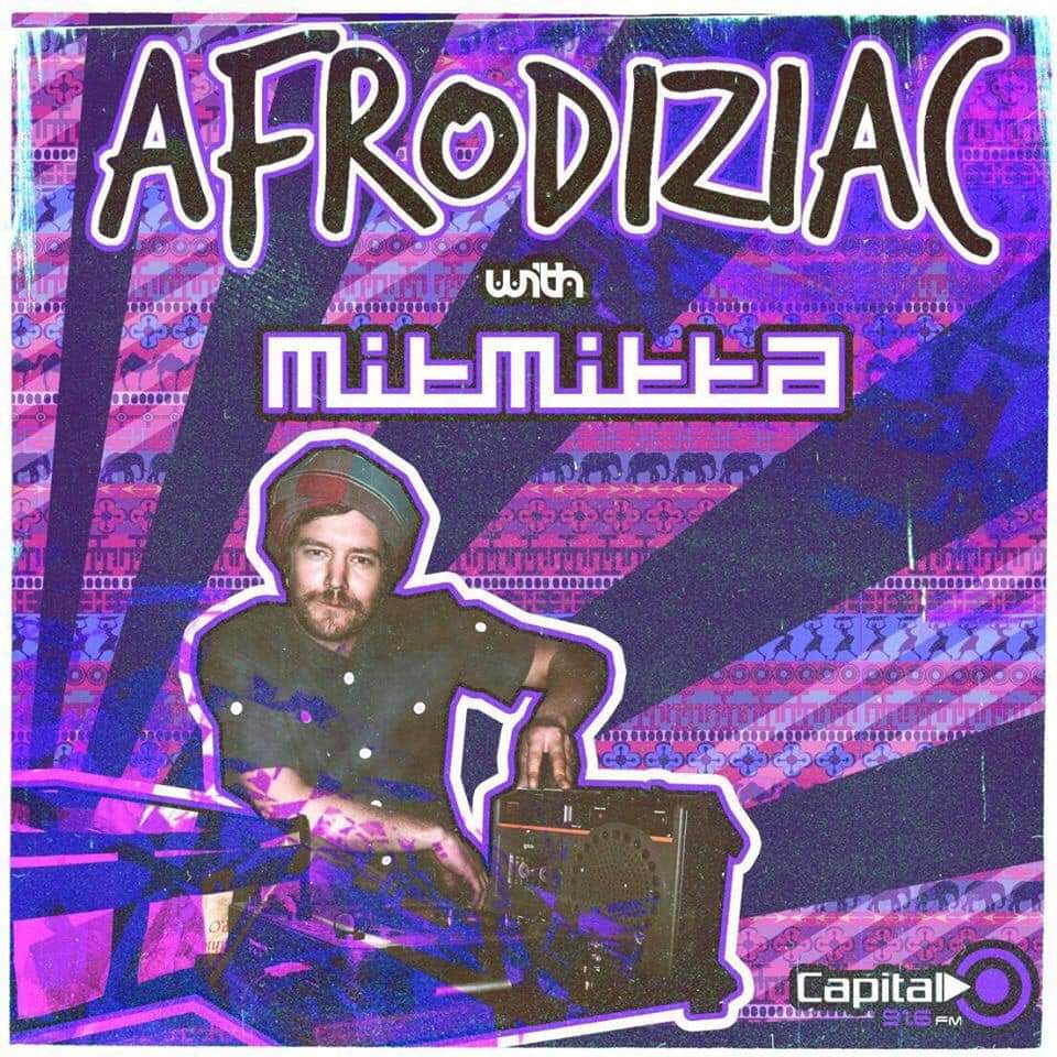 AfrodiziacFM's tweet photo. في مثل هذا اليوم؛  جلست مع Kidus Berhanu وهو مؤرشف موسيقي اثيوبي من أصول نيرويجية، - تشرح إسمه الإثيوبي - كيدوس،  ويعرف بإسمه الموسيقي Mitmitta "متميتَّا" -يعني شَطه- وأحد من أقوى المؤرشفين ذاكرةً و قدرة على التدوين الموسيقي. https://t.co/Yy6GkAKqQB