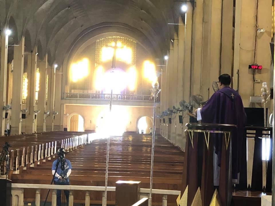 The empty Church of Baclaran. 😢 #ChurchIsEssential

 📸John Cascon