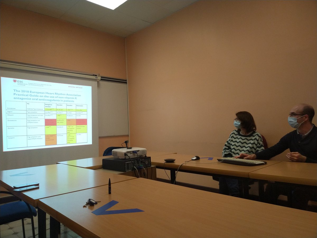 Farmacia_csi's tweet photo. Hoy, nuestros compañeros de Farmacia @anajuanes1 y @JESUSRUIZRAMOS1 del  @HospitalSantPau han participado en la sesión de urgencias HDM presentando el proyecto #codigomedicamento 
Enhorabuena!
@ConsorciCSI #somefad   @EFADbarcelona https://t.co/Rm7gajUNdj