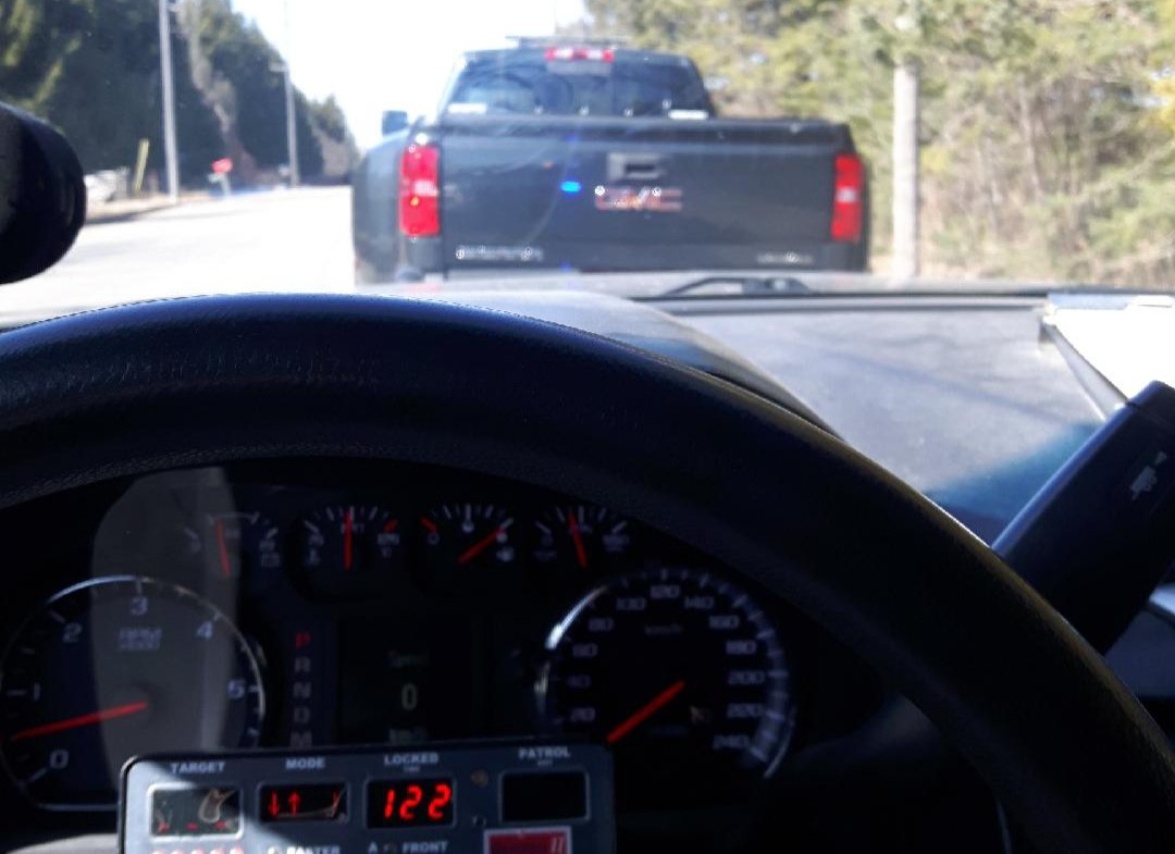 OPP_CR's tweet photo. A bit too eager - tow truck stopped for Stunt Driving (122km in 60km zone) trying to get to collision scene. Instead of getting a hook they were hooked. 7 day impound and license suspension. #stuntdriving #slowdown @yourcaledon #CaledonOPP ^im https://t.co/Xt2YYaHWv1