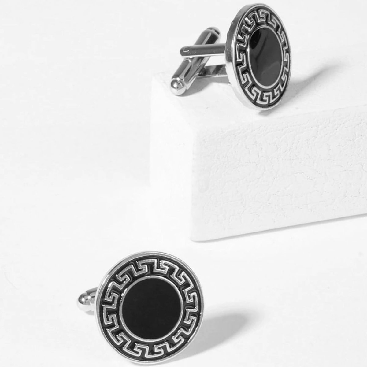 JovianStore's tweet photo. For the Gents🖤 https://t.co/CXpDmwiLPu