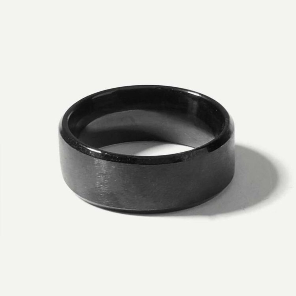 JovianStore's tweet photo. For the Gents🖤 https://t.co/CXpDmwiLPu