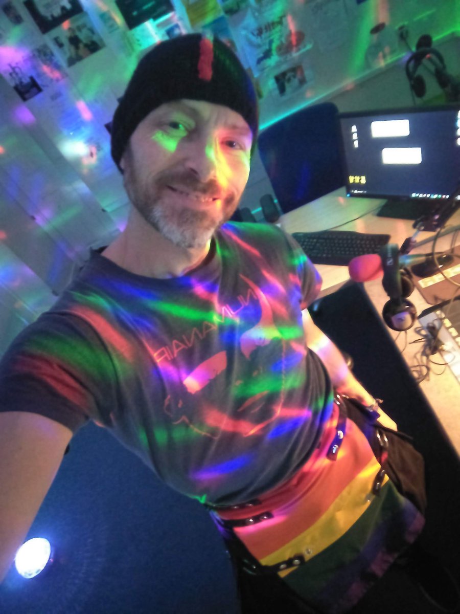 chriswatts1965's tweet photo. 5/ Tonight's #newmusic #indiesynth #InTheMoog Show on @NCCRradio 7pm UK ft:  @tripjackermusic @emilyzuzik @belectricband @LifelongCorpor1 @natureofwires @madilhardis @adnamamusic @JackBreezeMusic @tydeuk .... https://t.co/AfC5dnyKP3