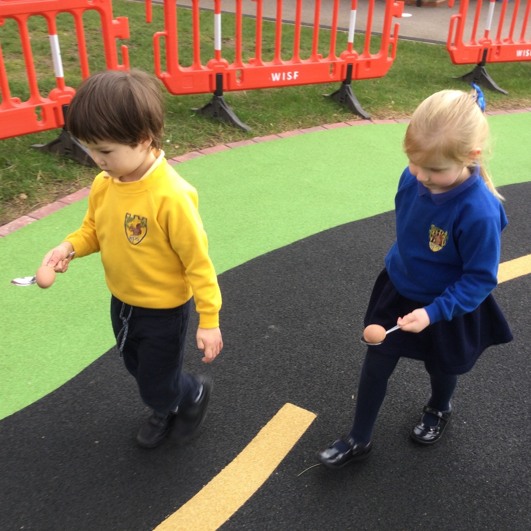 WarwickPrep's tweet photo. Nursery have been having so much fun working on their balancing skills this week, with an egg and spoon race around the Nursery garden.
#EggAndSpoonRace #Fun #Nursery #WarwickPrep #Spring #Garden https://t.co/rwBXsfAgy7