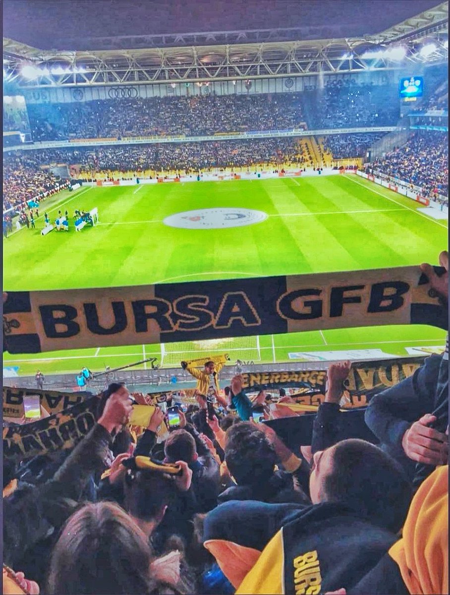 #TribünlerTaraftaraAcılsın
