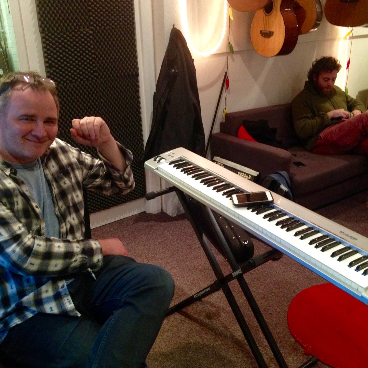 teyrmusic's tweet photo. 2015 - RECORDING!
Part two of TEYR history week - in 2015 we recorded our very first album! Back when we were rosey cheeked and a little wet behind the ears, @gerrydiver produced Far From The Tree out of his studio in South London. Our seed was also crafter by Billy Wynter.
#teyr https://t.co/8p7zbX1ZzZ