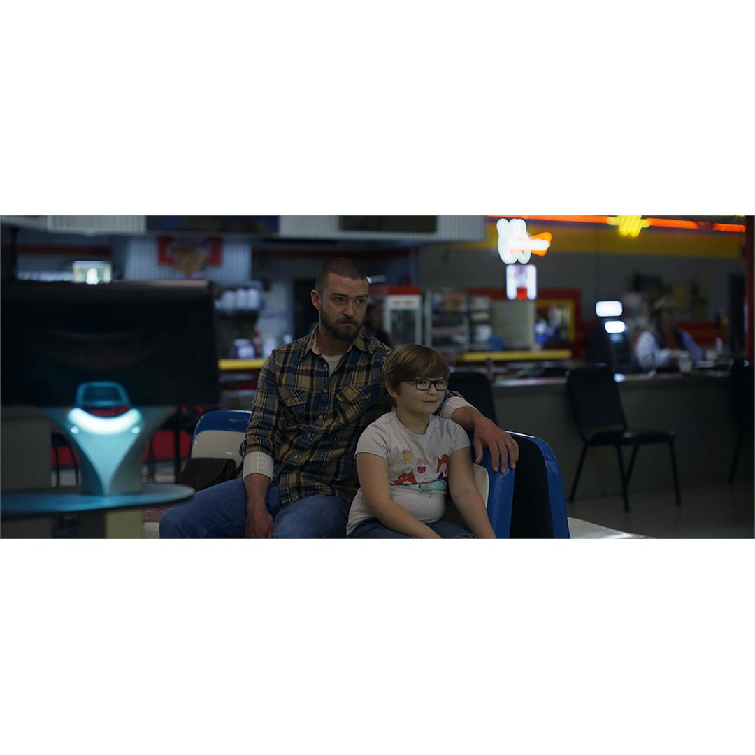 Ceproma's tweet photo. ⭕️ Shot on VENICE - Palmer,  Apple TV+
DoP Tobias A. Schliessler ASC rodada con  Sony  VENICE, lentes Canon K35 y Canon FD.

https://t.co/90sM0rlfDA

#ShotOnVENICE #SONY #VENICE #FullFrame #DoP #CameraDept #Filmmaker  #Cinematography #ProductosdeCine #MaterialAudiovisual https://t.co/FAxU9U05RZ