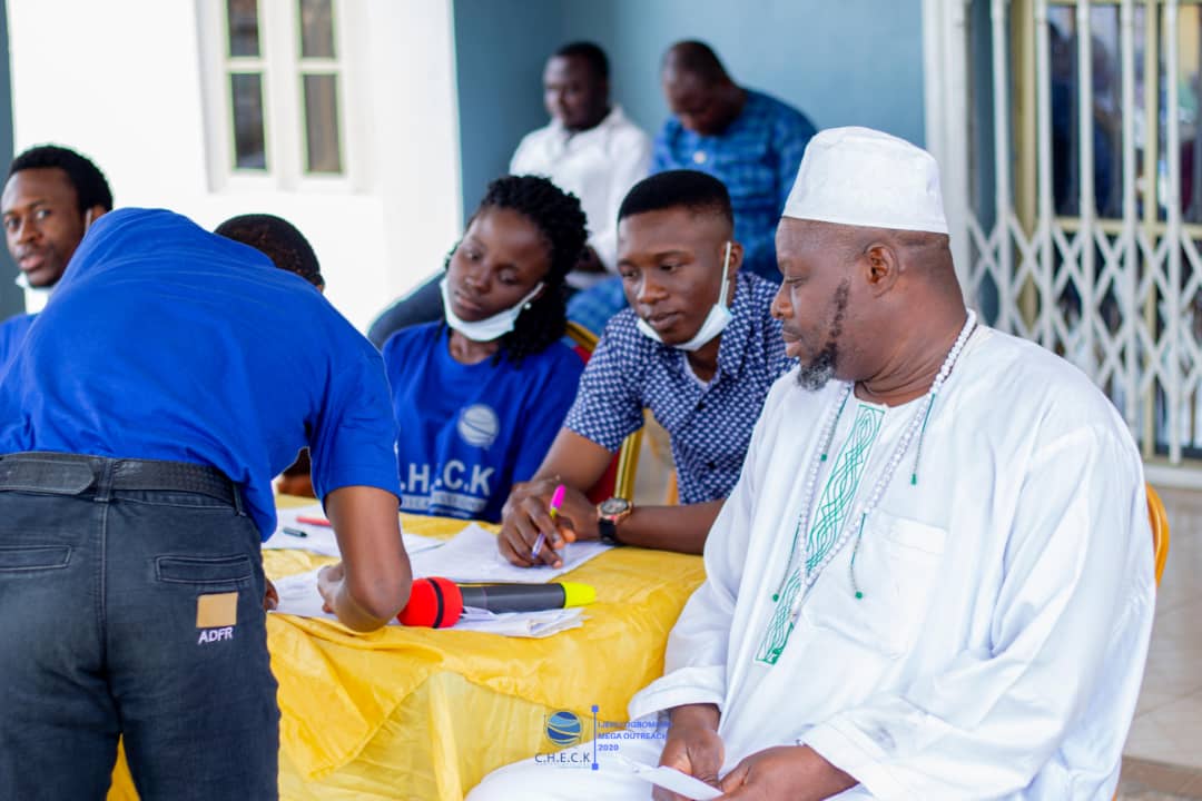 checkmedical's tweet photo. At every of our #CHECK Outreaches, we ensure accurate collection and storage of appropriate #data. This helps us plan adequately for subsequent #Healthcare #Outreaches and contribute to public #health #research . Kudos to our REGISTRATION TEAM. https://t.co/6fvDm4RFOJ
