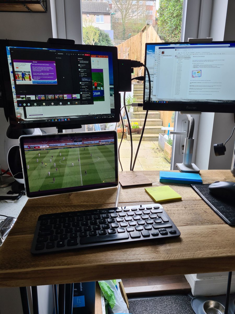 When <a href="/UWCL/">UEFA Women’s Champions League</a> put the #womenschampionsleague on at 11.30am 👍 Great it's on BT sport but seriously, the time?