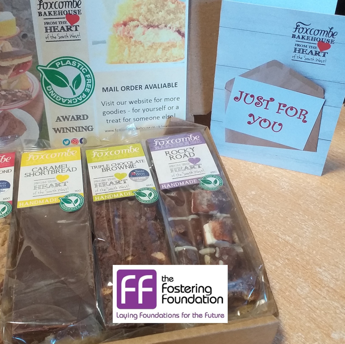 fosteringfdn's tweet image. We sent these #SnackBoxes out to the South West #FosterCarers attending the carers support group on Monday😊. A #GlutenFree option has been sent to one set of carers too.

#FoxcombeBakehouse is a local, Devon company and we delighted to see they are plastic free too!!