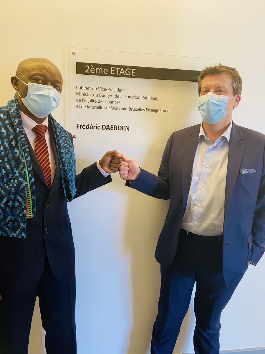 PierreKompany's tweet photo. Une rencontre entre le
“Fils de...” & le Père de...”
↪️un futur et beau projet ✅
...Stay connected!
↪️Merci au Ministre @FredericDaerden pour son accueil
#pkompany2021 #projet #ganshoren #politique #commune #communal #jeunesse #filsde #perede #rencontre #resteconnecté https://t.co/yEDTn3A1Md