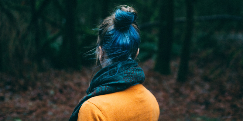 mookychick's tweet photo. Looking for a change? Maybe a box of hair dye might give you some extra sparkle in what can be some horrifically bleak times. The Mookychick Hivemind have some amazing Blue Hair Dye Tips For Black Or Brown Hair: https://t.co/epAfU8qjiP #selfcare #haircare #bluehair #dyedhair https://t.co/QgZylhP96f