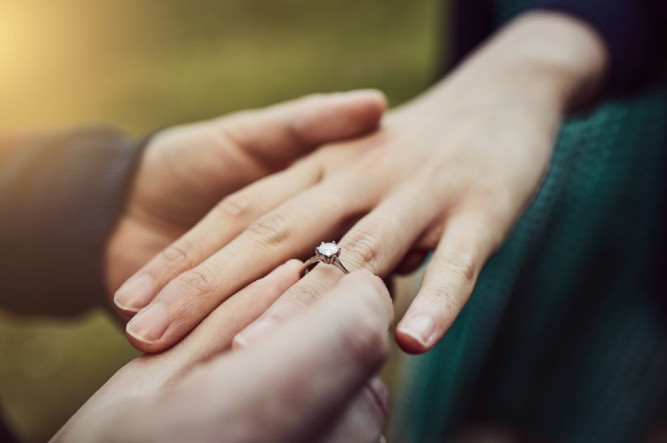 Did you know that the tradition of wearing an engagement ring on the fourth finger of the left hand can be traced back to the Romans? They believed this finger had a vein that ran directly to the heart, the Vena Amoris, meaning 'vein of love'.💍💖 #LoveStory #Wedding #Manchester