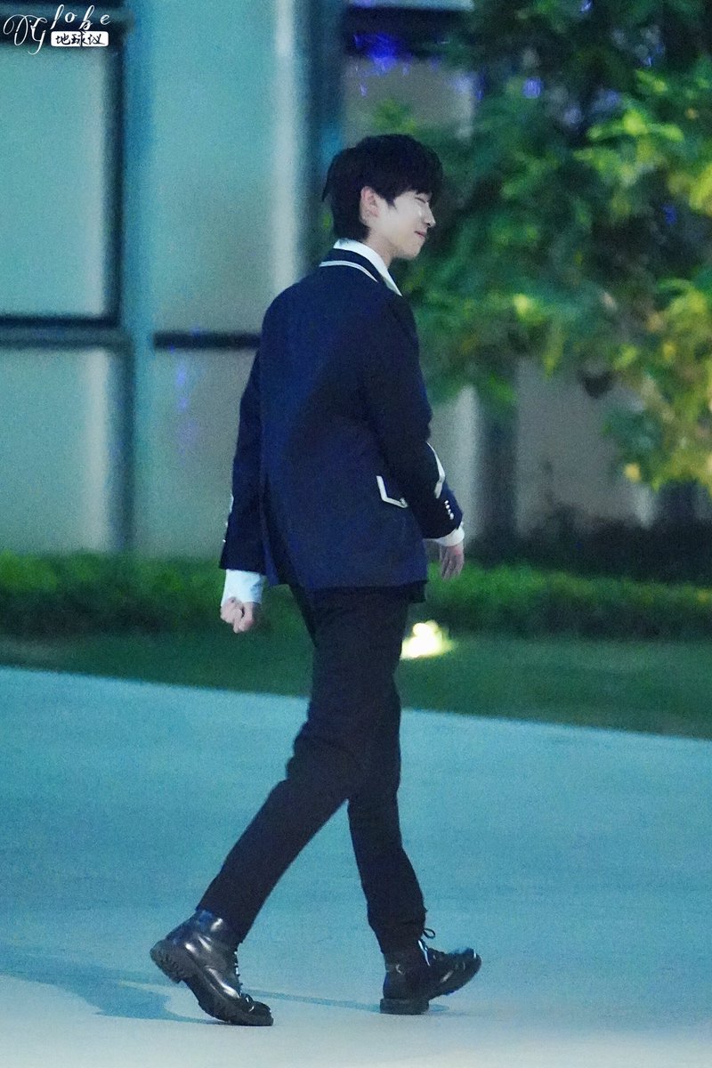 zhangjiayuancn's tweet photo. Cr. 地球仪_张嘉元

「快乐男孩」
210324 上班

#创造营2021 #CHUANG2021 #张嘉元 #zhangjiayuan #จางเจียหยวน #장쟈위엔 #創造営2021 #sáng_tạo_doanh  #창조영2021 #ProduceCamp2021 #장가원 https://t.co/vzRjd6CaO2
