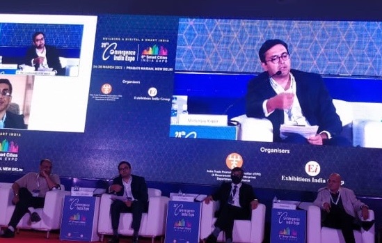 KPMGIndia's tweet photo. India has, now, got a real advantage to leapfrog and become the Digital leader of the world on the back of 5G, AI, and our #technologytalent pool: @Mritunjay_Kapur, #KPMG moderating a session on "The combination of #5G and #AI' at the 6th @smartcitiesind expo | #SCI2021LIVE https://t.co/GnaUEk9sLn
