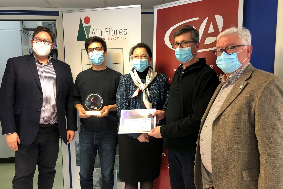 Departement_AIN's tweet photo. [BRAVO] 2 entreprises labellisées #Originain ont reçu le Trophée #ARTINOV Auvergne-Rhône-Alpes✅Ain Fibres à Oyonnax➡️Prix "Technologie et Haute-Technologie" ✅Métallerie Sogno et Fils à Arbent ➡️Prix "Procédé de production" https://t.co/4vZBwvh0Kl