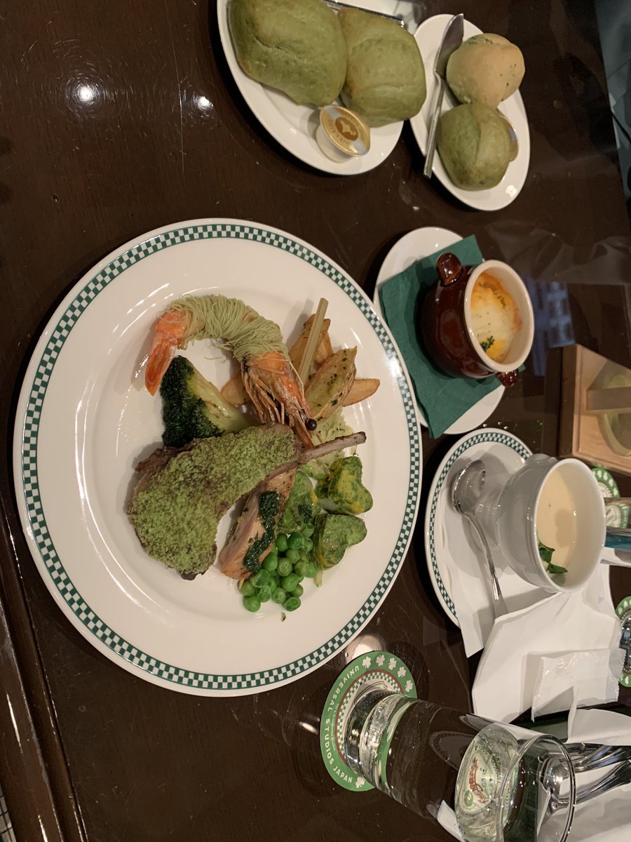 フィネガンズバーアンドグリル フィネガンズバーアンドグリル