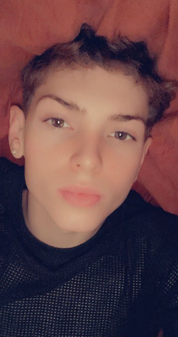 Morning babes ☀️ https://t.co/RJPwahZEg3