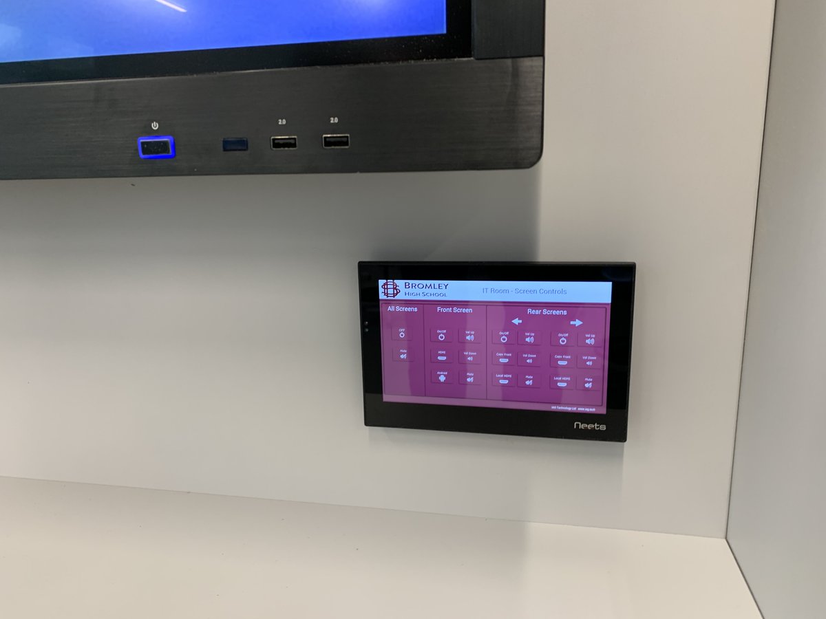 IAG_Technology's tweet image. IAG designed a solution for a school&apos;s IT room. This included a 65” @OptomaUK Interactive Screen, along with 2 x 50” monitors at the end of each student desk area to encourage student interaction.

Read more: iag.tech/bromley-high--…
#interactivelearning #casestudy #exclusiveoffer