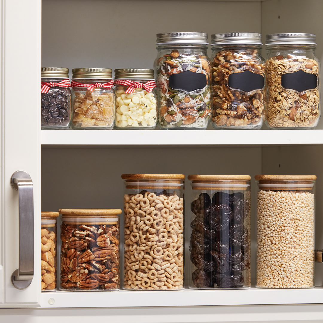 CAprunesCAN's tweet photo. The secret to a stocked pantry? Choose ingredients you can grab for a number of different recipes, from dinners to deserts! 

#Prunesforbonehealth #CAprunes #prunesforlife #EatCAprunes #prunes4bones #CAprunesCAN https://t.co/FYD9dNaYp1