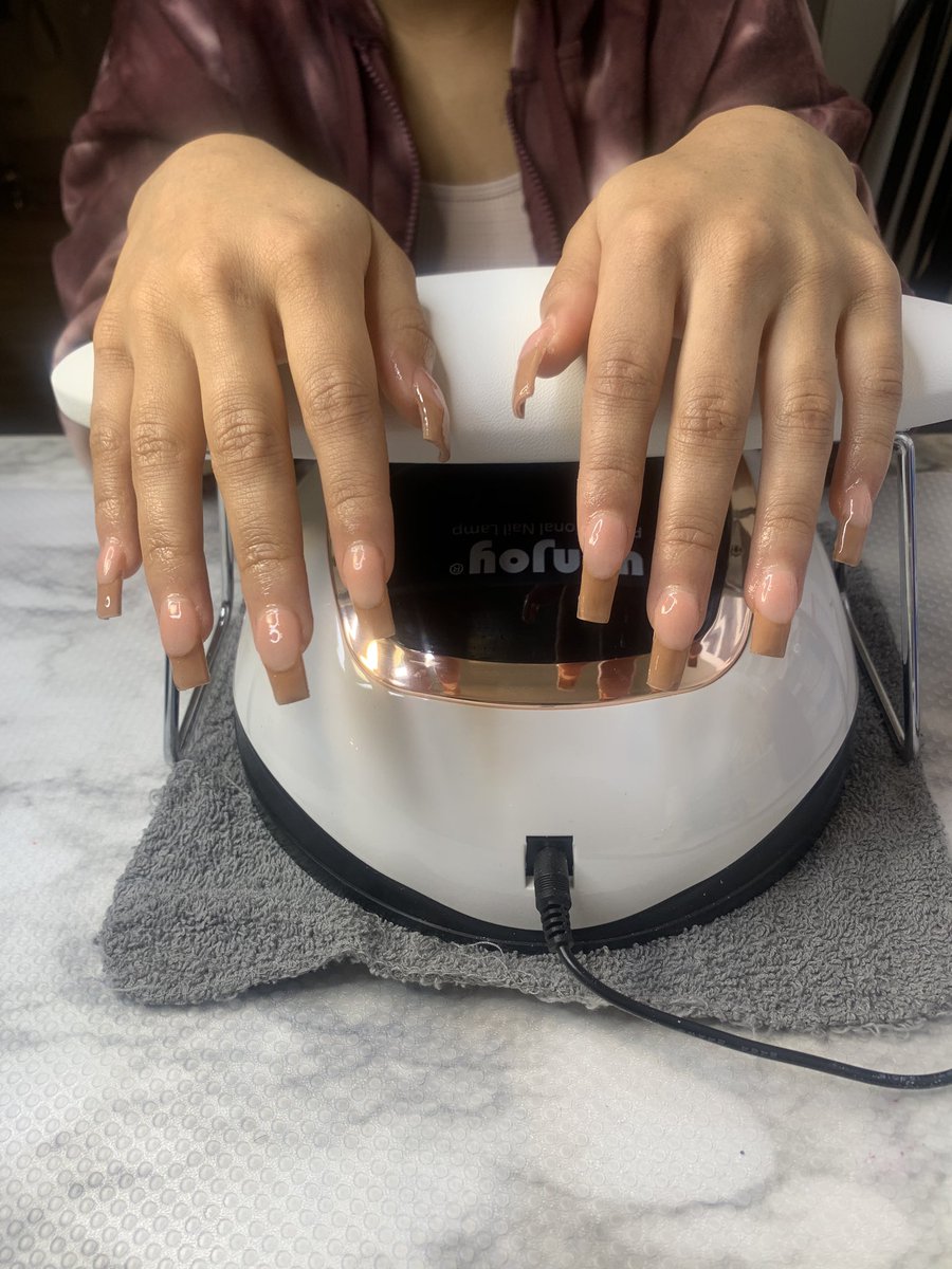 issa__kayla's tweet photo. Link in bio to book!! #Nashvillenailtech #antiochnailtech #tsu23 #TSU24 https://t.co/aHwNvTsS18