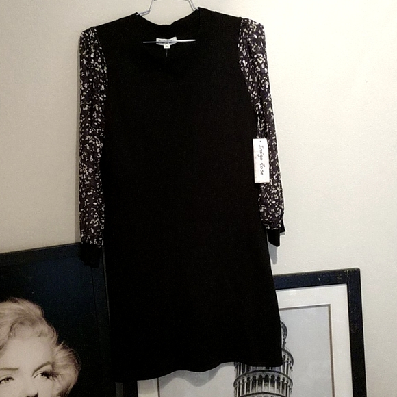 kathie282001's tweet photo. So good I had to share! Check out all the items I'm loving on @Poshmarkapp from @Glorietta_besos #poshmark #fashion #style #shopmycloset #indigorose #khombu #casualexpress: https://t.co/2ubXcxW5sV https://t.co/MaVRD3cSJV