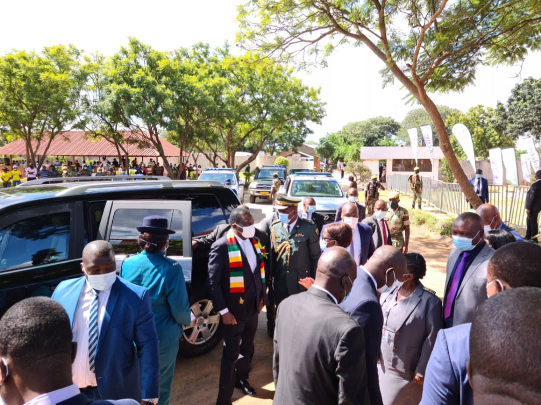 InfoMinZW's tweet photo. The President @edmnangagwa has arrived at Victoria Falls Hospital for the launch of the mass vaccination program, where the President and leaders of other political parties in attendance are going to be vaccinated. https://t.co/AJlXXI3GrC