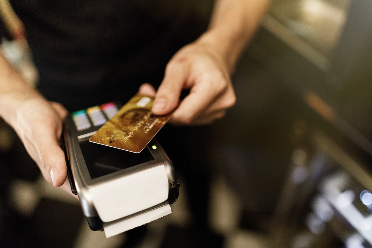LendingStdBrd's tweet photo. What if some signs of banking customers in #financialdifficulty are being missed? Read our latest blog to find out why using credit to pay for essential spending could be one such trigger, and what lenders can do to help support their #vulnerablecustomers: https://t.co/iwe8HWXYv0 https://t.co/euaOiDUjxs