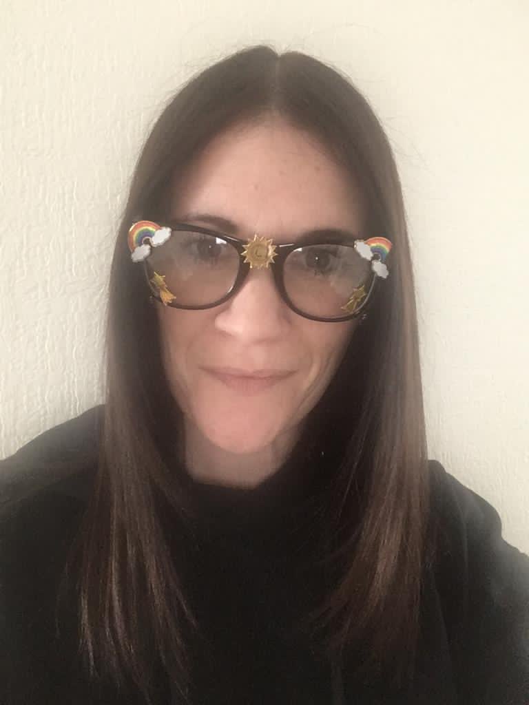 #AORaberdeen #AutismAwarenessWeek  Karen is definitely the gold under those rainbows 🌈 😻
