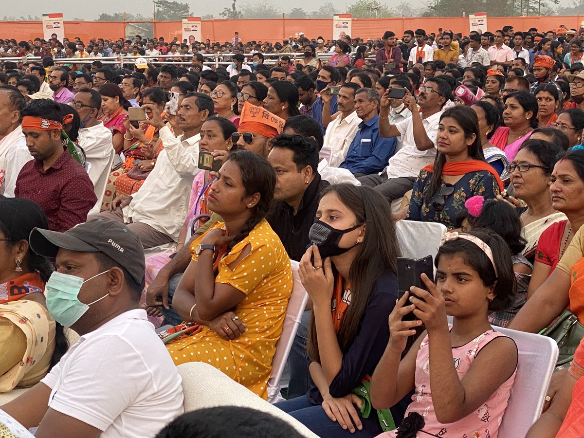 payalmehta100's tweet image. Crowds at PM @narendramodi rally