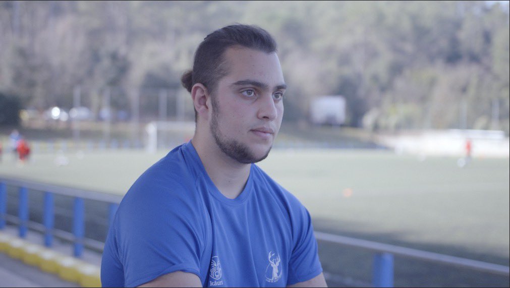 AprenemAutisme's tweet photo. 🔵 El Joel té 17 anys, té autisme i es comunica amb total normalitat.
Té una gran afició que és el Rugbi, juga en un equip ordinari i inclusiu.

📽El Joel és el més gran dels protagonistes de la Campanya #AprenemCadaDia #ConnectatAlBlau
Falta res per compartir-la amb vosaltres!💙 https://t.co/Ipke1JypBV