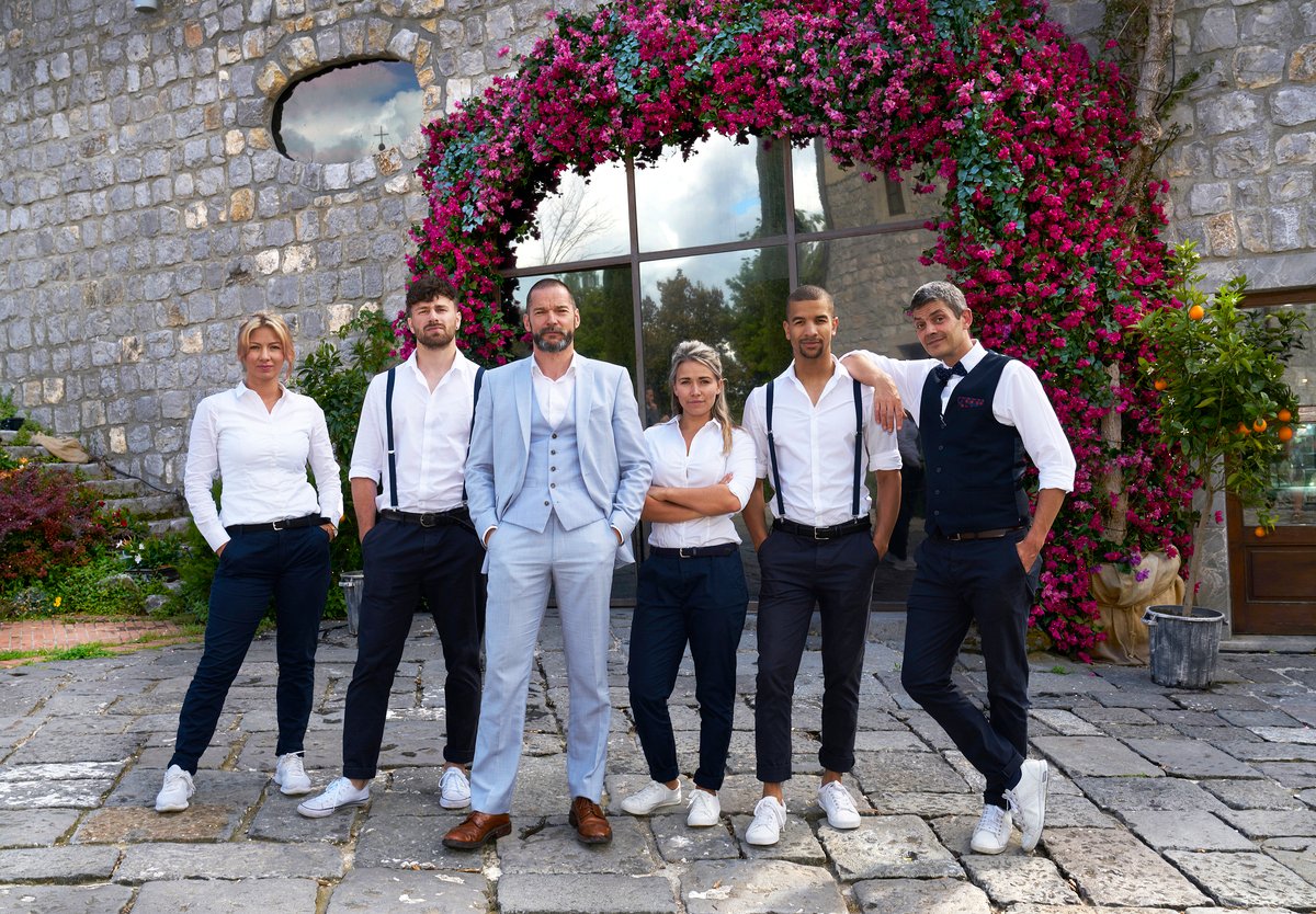 TV Pick: Maitre d’ Fred Sirieix and his match-making team head to a luxury hotel with a new bunch of singletons looking for love in First Dates Hotel. Tonight on @Channel4 at 9pm bit.ly/3vHrr5I