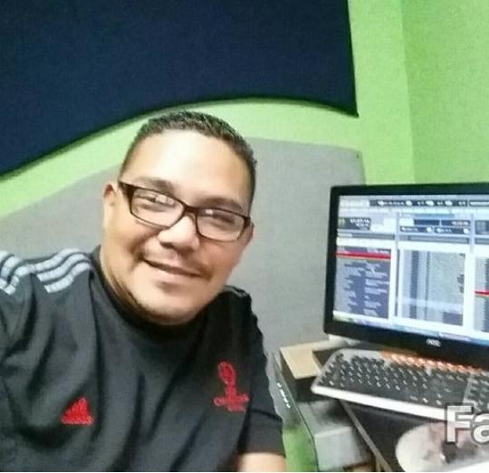 #LaGuaira · Murió por covid el locutor Pedro Cabrera

En el Hospital José María Vargas, donde estaba recluido batallando contra el coronavirus, murió el locutor guaireño Pedro Cabrera, quien ejercía en Radio Caribeña 94.9 FM y Radio Aeropuerto 94.1 FM.