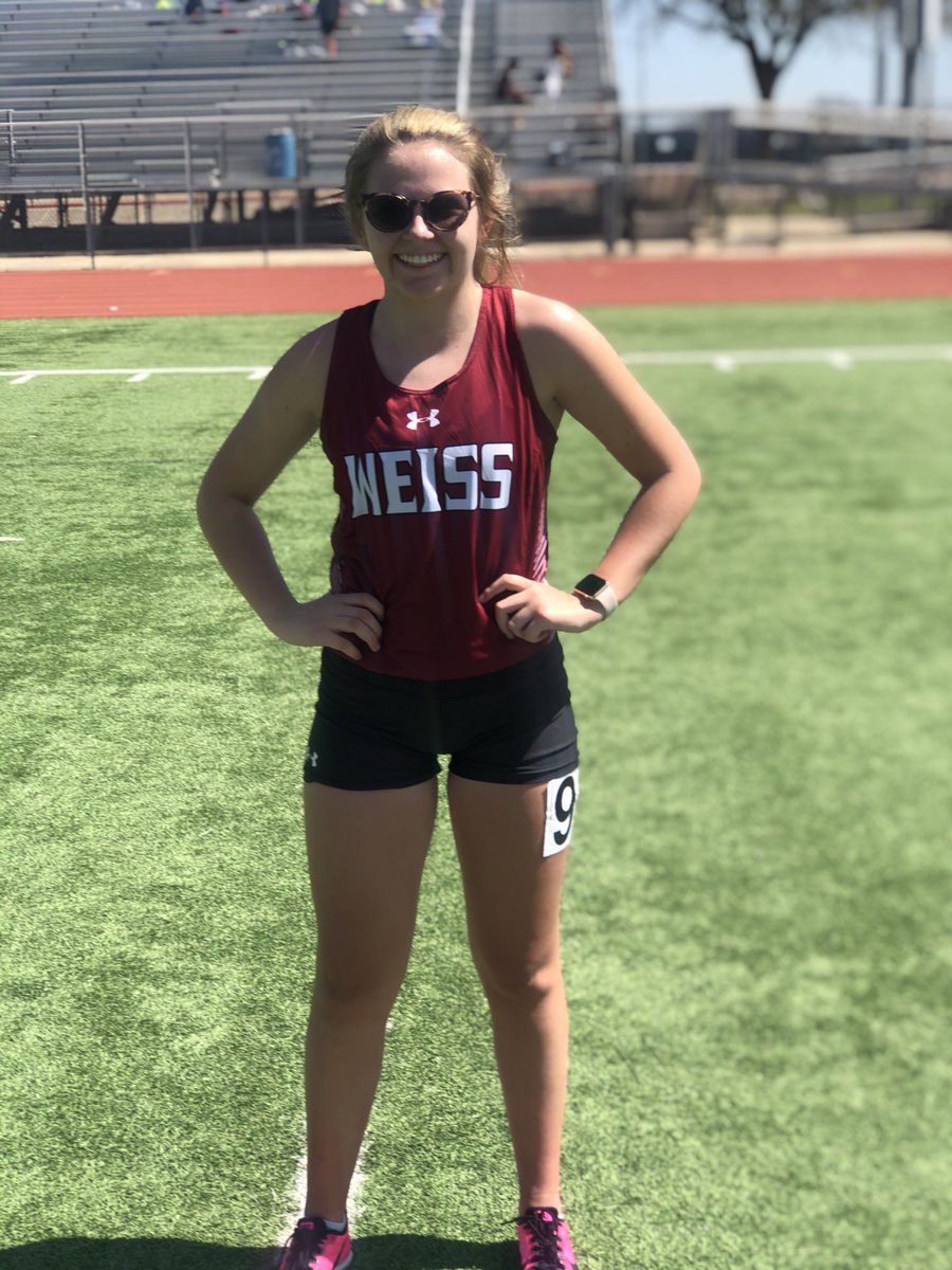 Lauren Self won 2nd place in the 1600m run at our JV District meet yesterday! Way to go Lauren!!🐺💨