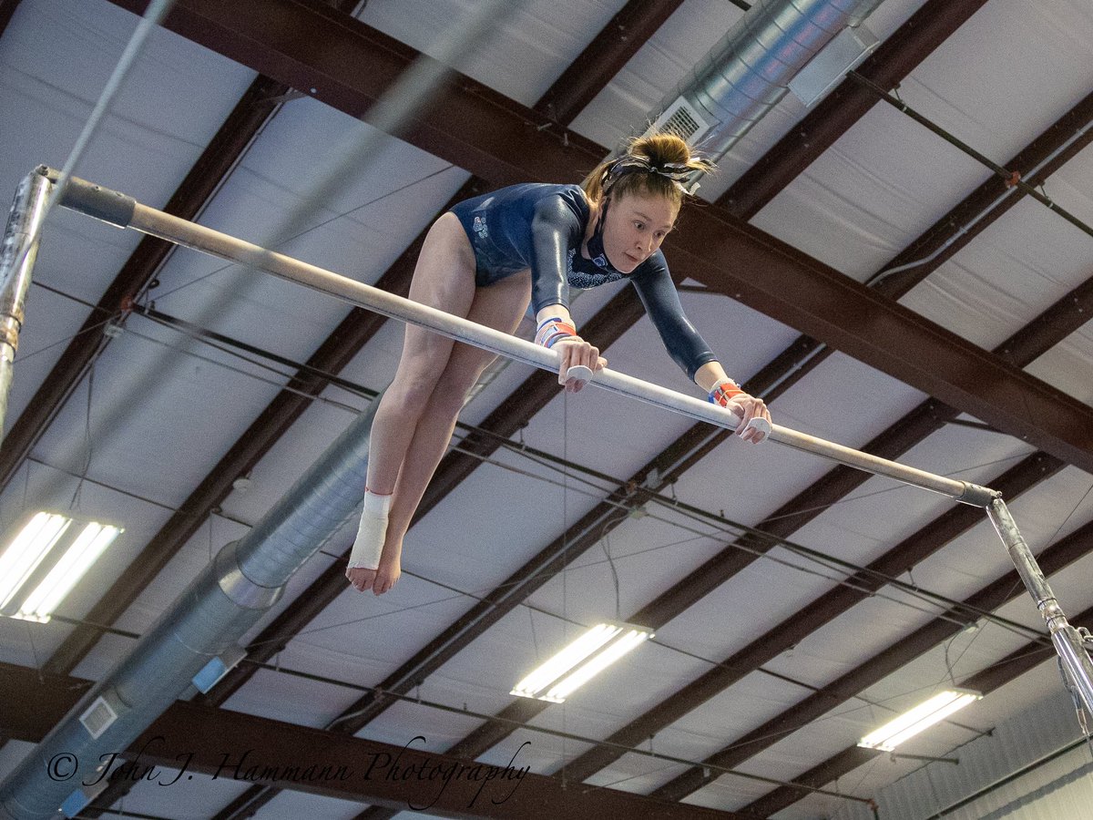 FHS Gymnastics tweet media