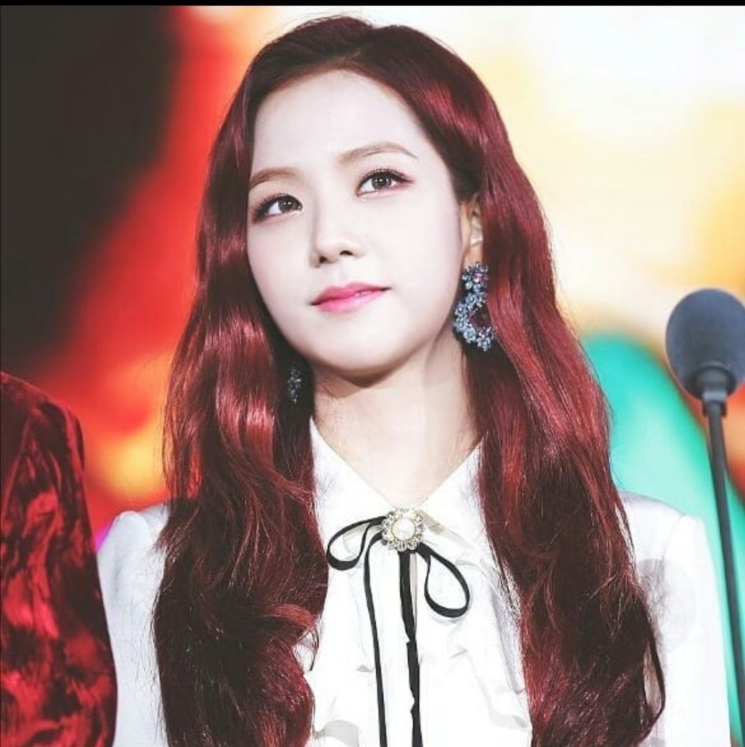jsmrn's tweet photo. Red Chu https://t.co/TAFIhYdlLX