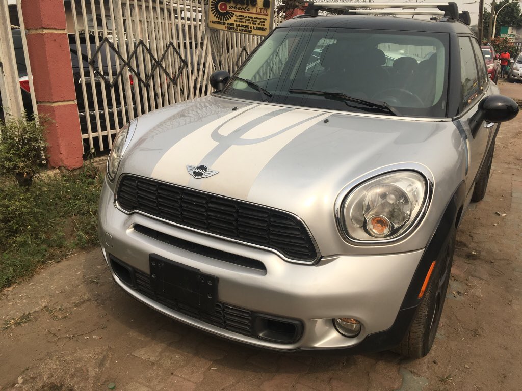 OrcbLimited's tweet image. Mini Cooper, 2012 model Tokunbo, price: 5.8m but negotiable, if interested call 08180910184